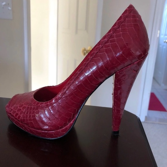 Aldo Red Snakeskin Heels 5 - Picture 5 of 5